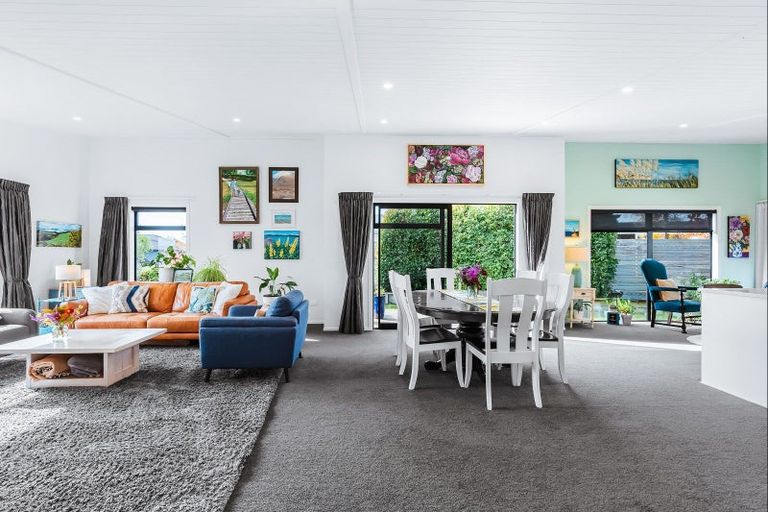 Photo of property in 10 Windsor Street, Richmond Heights, Taupo, 3330