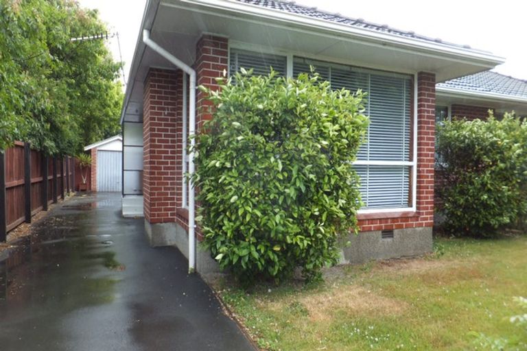 Photo of property in 65 Maidstone Road, Ilam, Christchurch, 8041