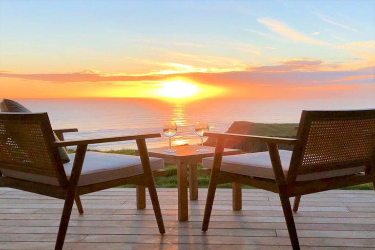 Photo of property in 685a Karioitahi Road, Lake Puketi, Waiuku, 2683