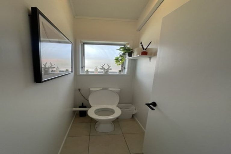 Photo of property in 3/42 James Laurie Street, Henderson, Auckland, 0612