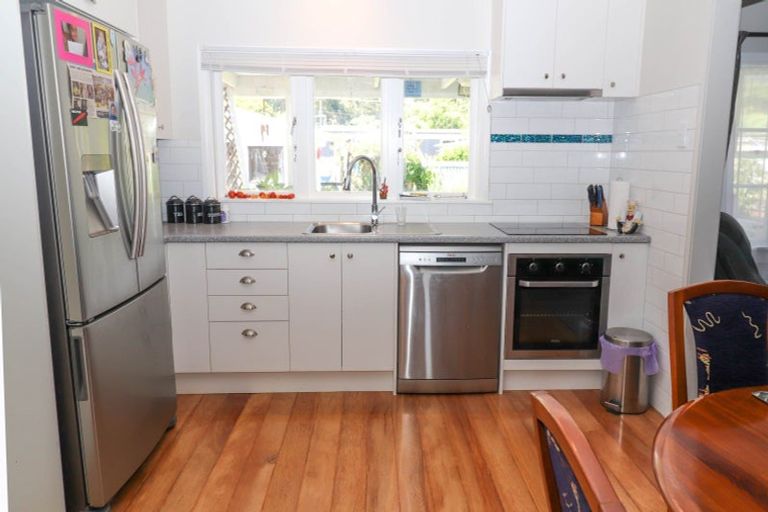 Photo of property in 202 Kuranui Street, Thames, 3500