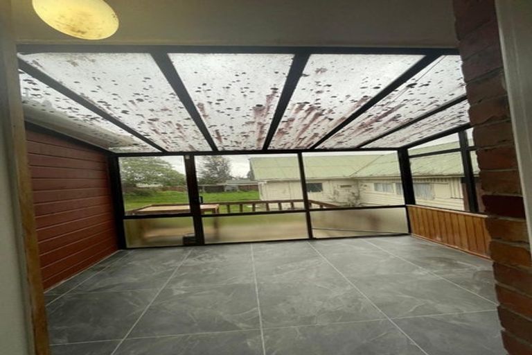 Photo of property in 37 Gloucester Road, Manurewa, Auckland, 2102