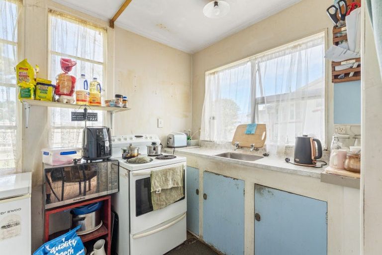 Photo of property in 7 Rogers Street, Castlecliff, Whanganui, 4501