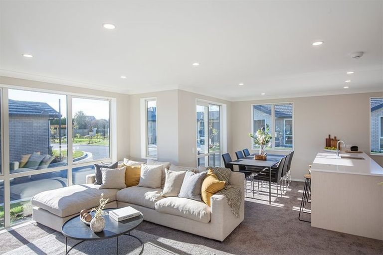 Photo of property in 82 Skip Lane, East Tamaki, Auckland, 2013