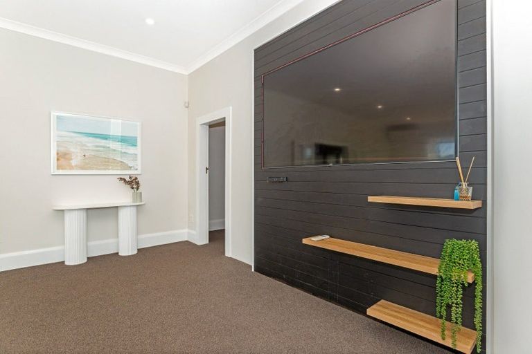 Photo of property in 2 Cobden Street, Gisborne, 4010