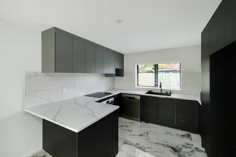 Photo of property in 4 Nicola Place, Mangere, Auckland, 2022