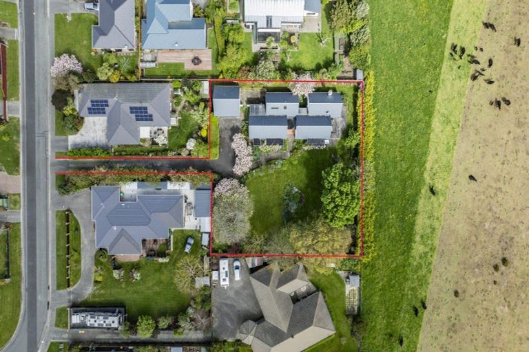Photo of property in 11 Mountain View Place, Leeston, 7632