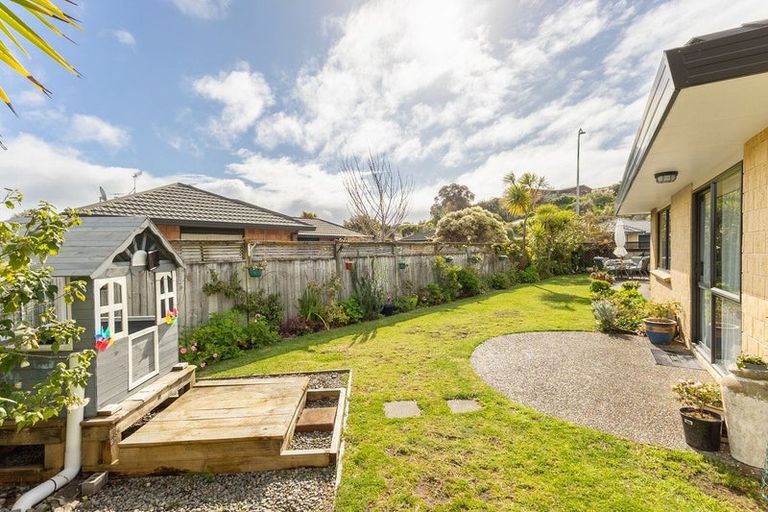 Photo of property in 130 Weggery Drive, Waikanae Beach, Waikanae, 5036