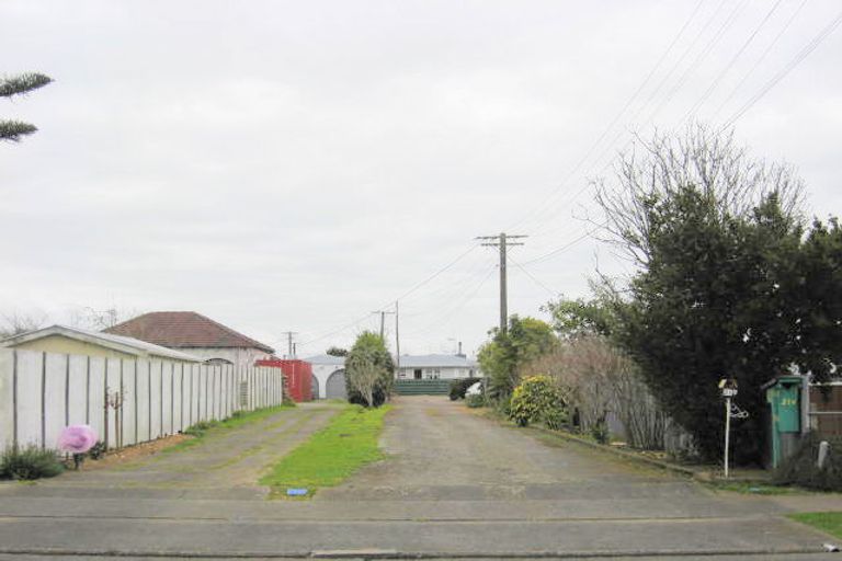Photo of property in 21 Kings Drive, Levin, 5510