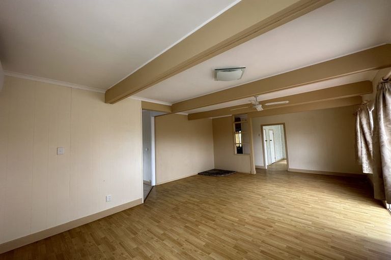 Photo of property in 92 Pooks Road, Ranui, Auckland, 0612