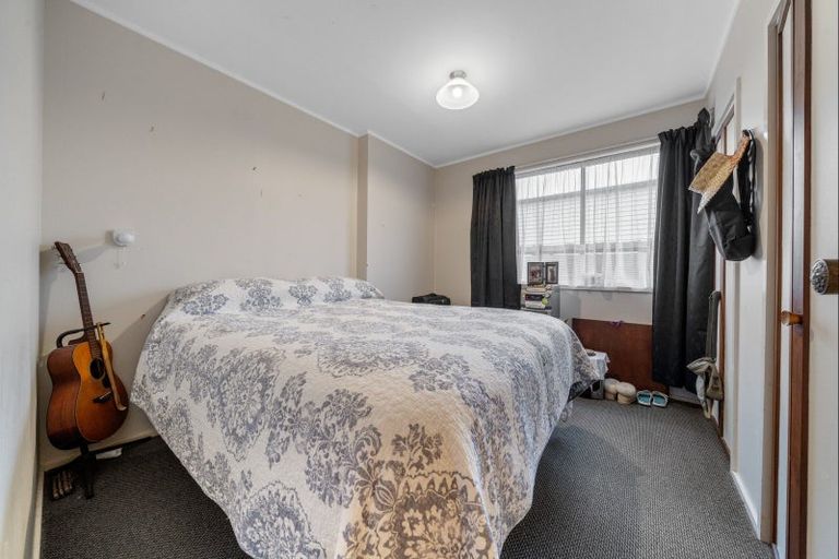 Photo of property in 5 Union Street, Merrilands, New Plymouth, 4312