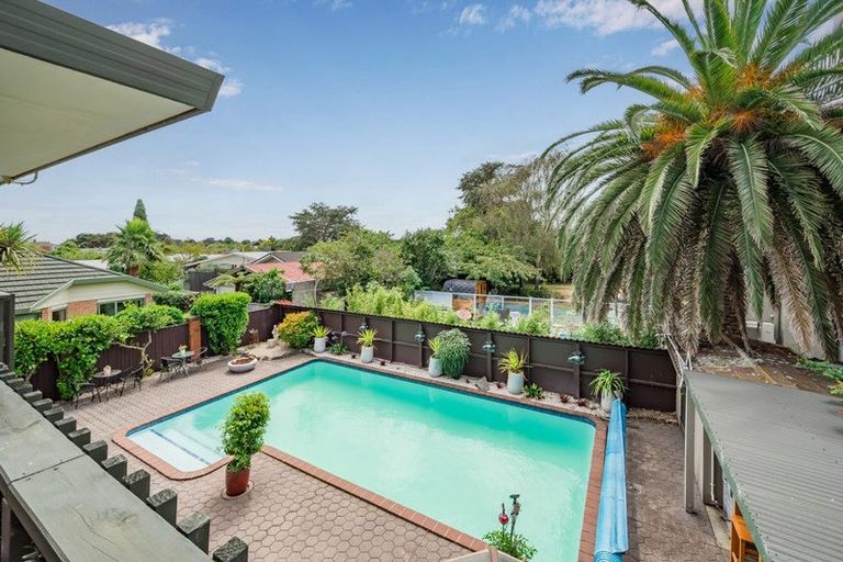 Photo of property in 57 Kapanui Road, Waikanae, 5036