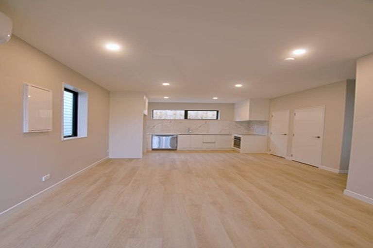 Photo of property in 82e Salisbury Road, Birkdale, Auckland, 0626