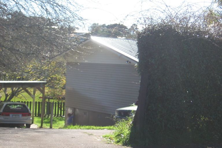 Photo of property in 25 Withers Road, Glen Eden, Auckland, 0602
