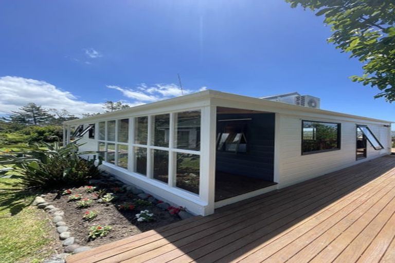 Photo of property in 15 Ashley Avenue, Long Bay, Auckland, 0630