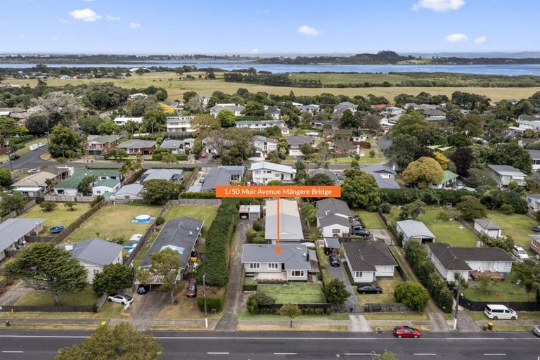 Photo of property in 1/50 Muir Avenue, Mangere Bridge, Auckland, 2022