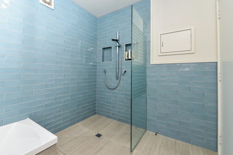 Photo of property in 65 Casey Avenue, Fairfield, Hamilton, 3214