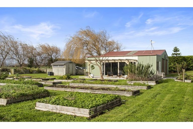 Photo of property in 373 Masters Road, Aka Aka, Waiuku, 2682