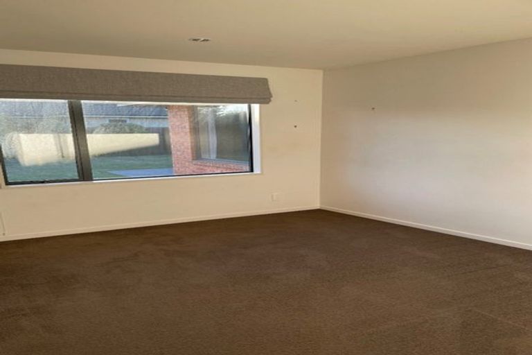 Photo of property in 12 Stationmasters Way, Prebbleton, 7604