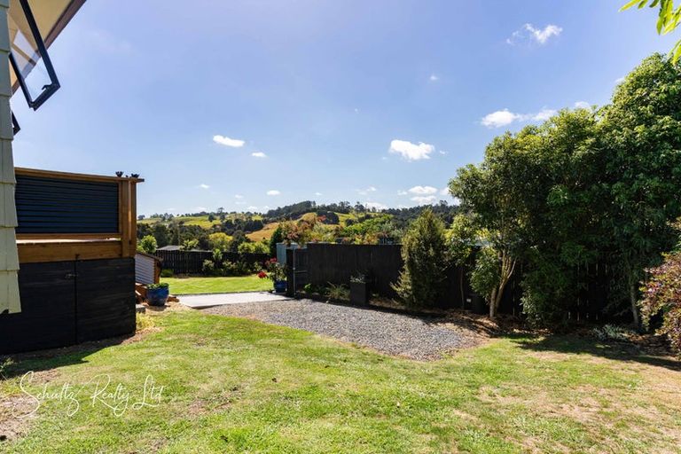 Photo of property in 4 Hebe Lane, Maungaturoto, 0520