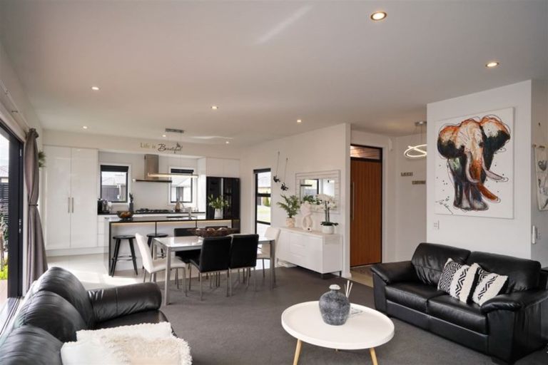 Photo of property in 5 Genoa Avenue, Rolleston, 7614