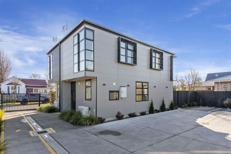 Photo of property in 8/68 Barbour Street, Waltham, Christchurch, 8011