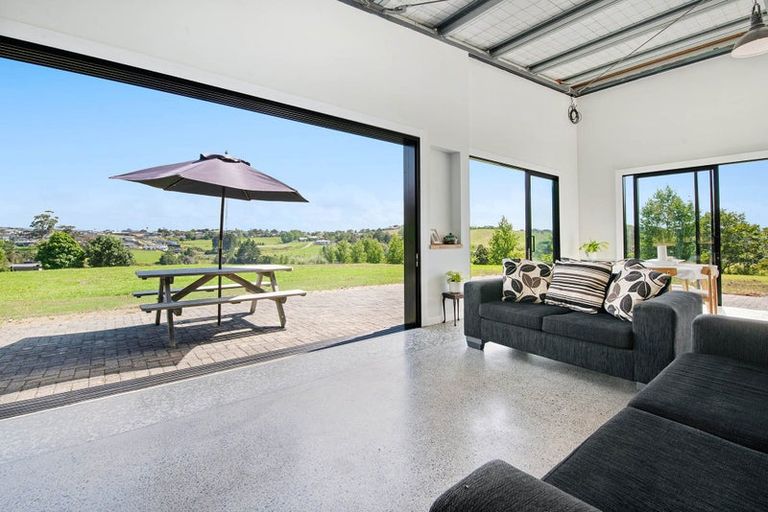 Photo of property in 60 Goodall Road, Snells Beach, 0920