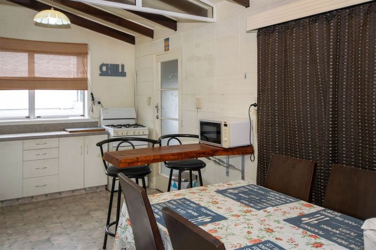 Photo of property in 2/12 John Street, Blenheim, 7201