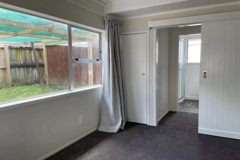Photo of property in 35b Glengarry Road, Glen Eden, Auckland, 0602