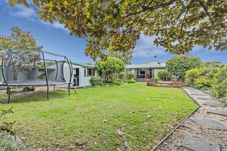 Photo of property in 413 Yaldhurst Road, Russley, Christchurch, 8042
