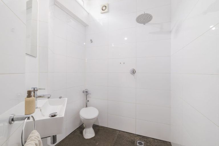Photo of property in 135 Packe Street, Edgeware, Christchurch, 8013