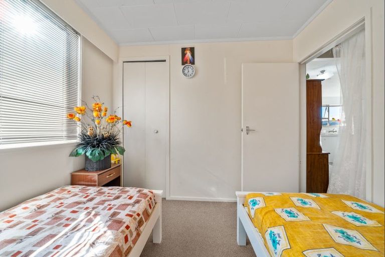 Photo of property in 28a Clemow Road, Fitzroy, New Plymouth, 4312