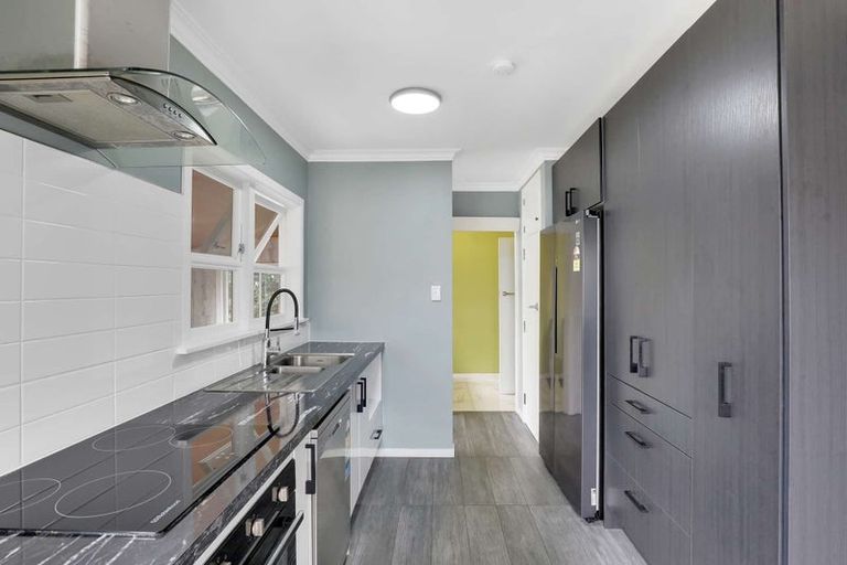 Photo of property in 14 Ferguson Street, Levin, 5510