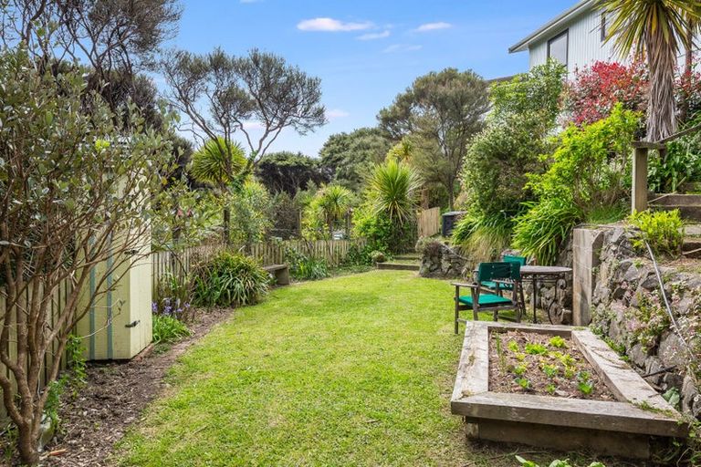 Photo of property in 24 The Sounding, Whitby, Porirua, 5024