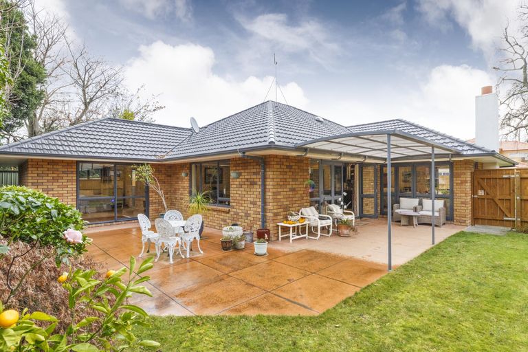 Photo of property in 7 Heritage Place, Terrace End, Palmerston North, 4410