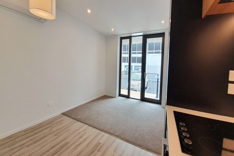 Photo of property in 3a Luxton Place, Mount Pleasant, Christchurch, 8081