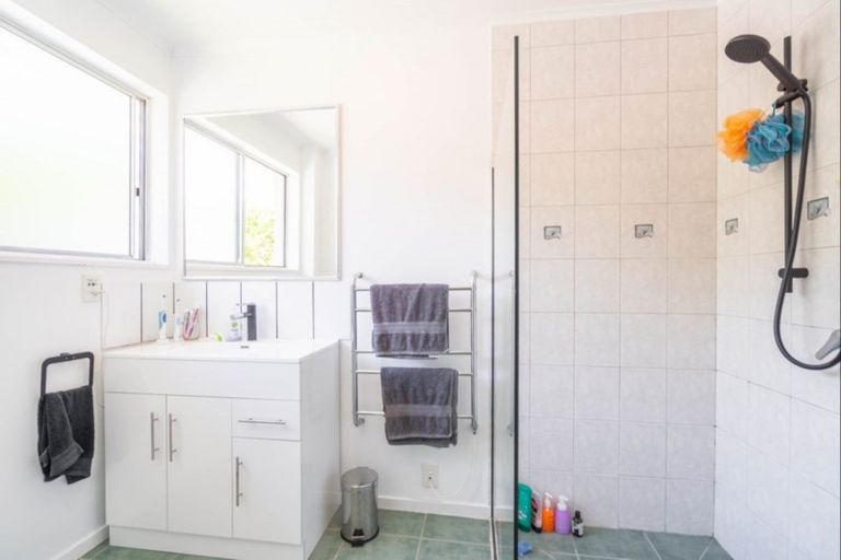 Photo of property in 41a Matai Street, Waikanae, 5036