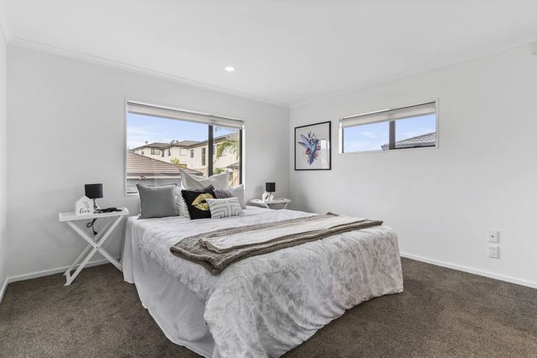 Photo of property in 15 Ali Place, Ranui, Auckland, 0612