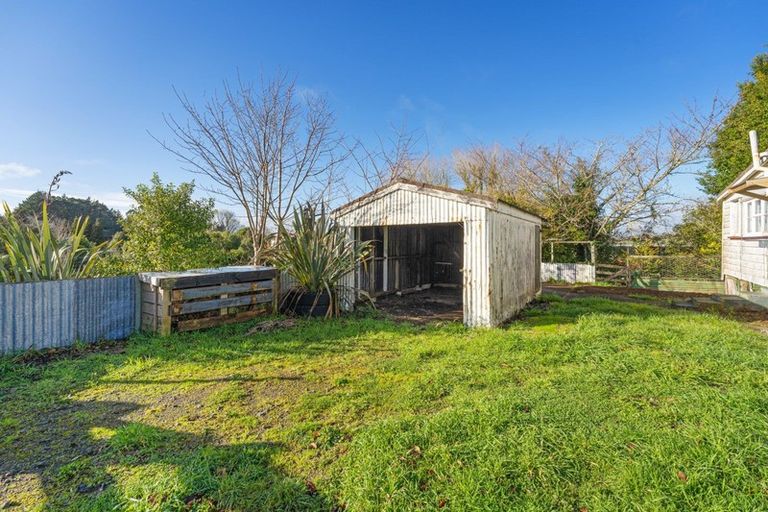 Photo of property in 23 Falstaff Street, Stratford, 4332