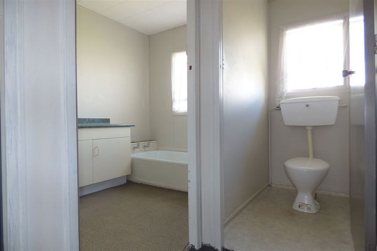 Photo of property in 103-105 Phillips Avenue, Otorohanga, 3900