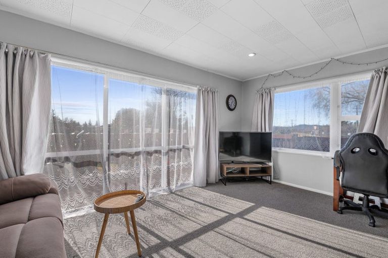 Photo of property in 2 Aurora Street, Sunnybrook, Rotorua, 3015