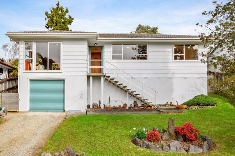 Photo of property in 54 Lemnos Place, Titirangi, Auckland, 0604