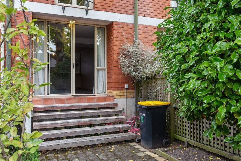 Photo of property in 4/28 Armagh Street, Christchurch Central, Christchurch, 8013