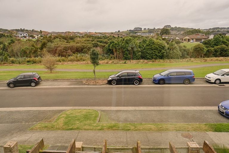 Photo of property in 36 Flintridge Drive, Flat Bush, Auckland, 2019