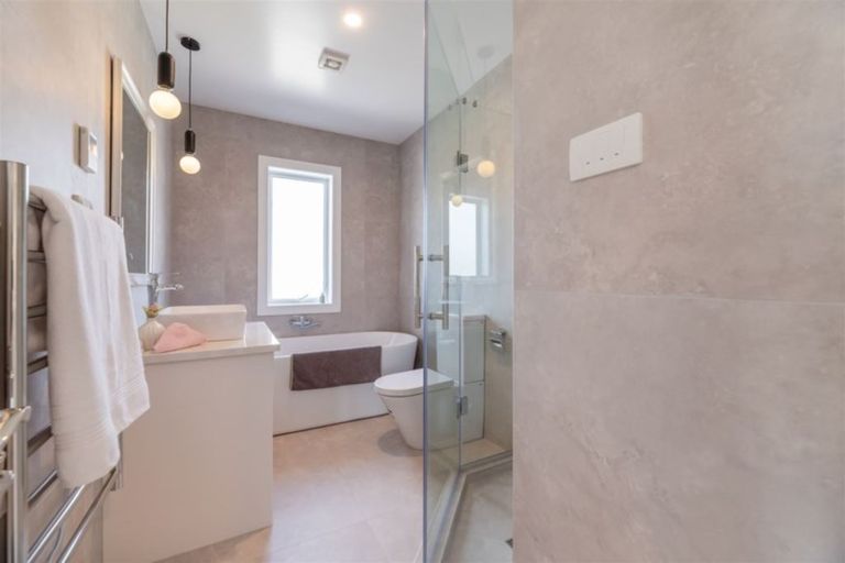 Photo of property in 3d Wallace Road, Waipukurau, 4200