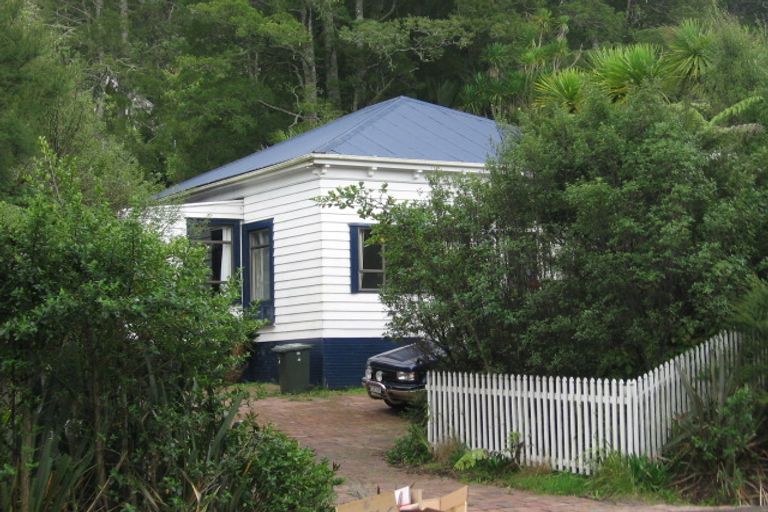 Photo of property in 196 Huia Road, Titirangi, Auckland, 0604