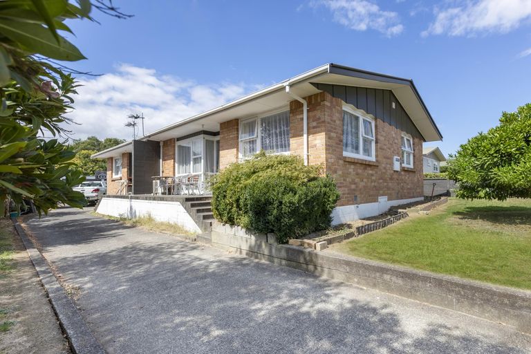 Photo of property in 2u2 Oak Street, Morrinsville, 3300