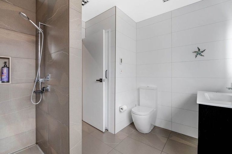 Photo of property in 37 Killarney Avenue, Torbay, Auckland, 0630