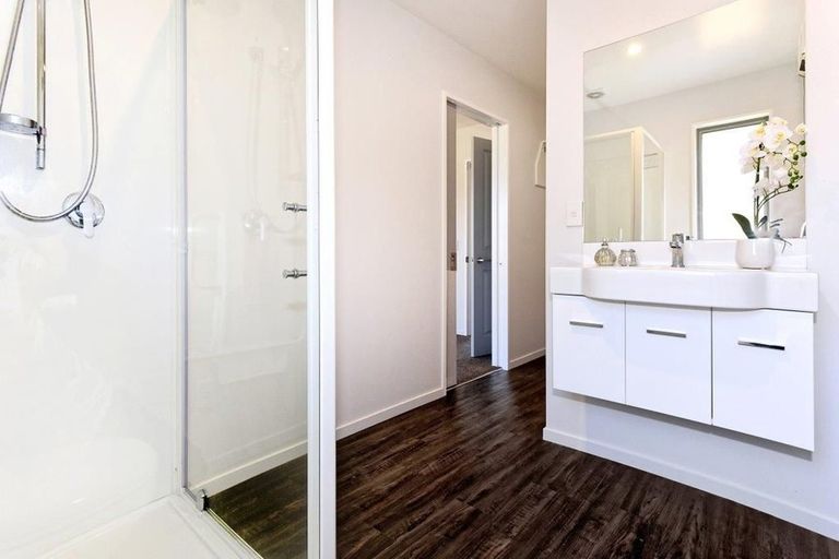 Photo of property in 10 Burford Way, Rolleston, 7615