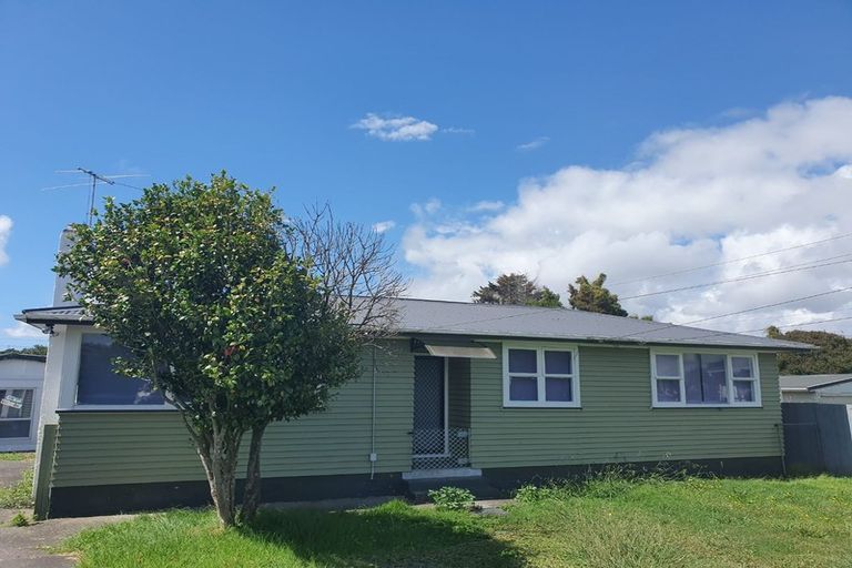 Photo of property in 120 Gloucester Road, Manurewa, Auckland, 2102